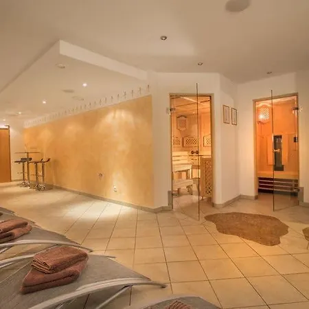 Cc 1 * 쾨닉슬라이텐